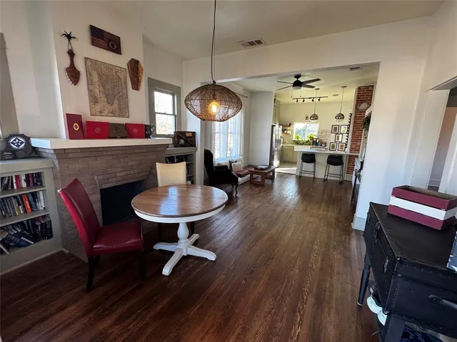 $2,400 | 1802 Seevers Avenue, Dallas, TX 75216