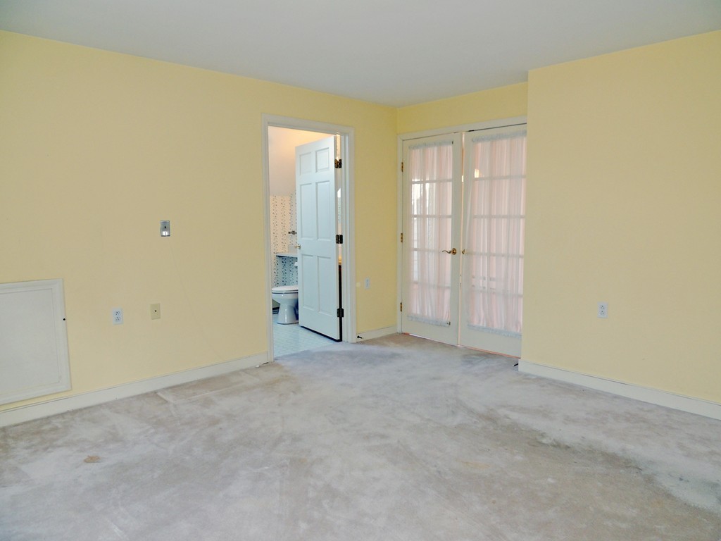 140 Lincoln Road, Unit 314 Lincoln, MA 01773 - Photo 4 of 13 Gallery Image 4