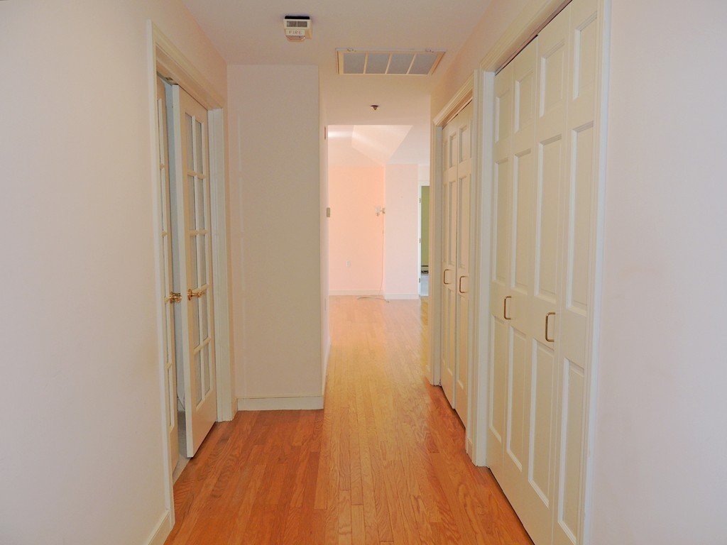 140 Lincoln Road, Unit 314 Lincoln, MA 01773 - Photo 7 of 13 Gallery Image 7
