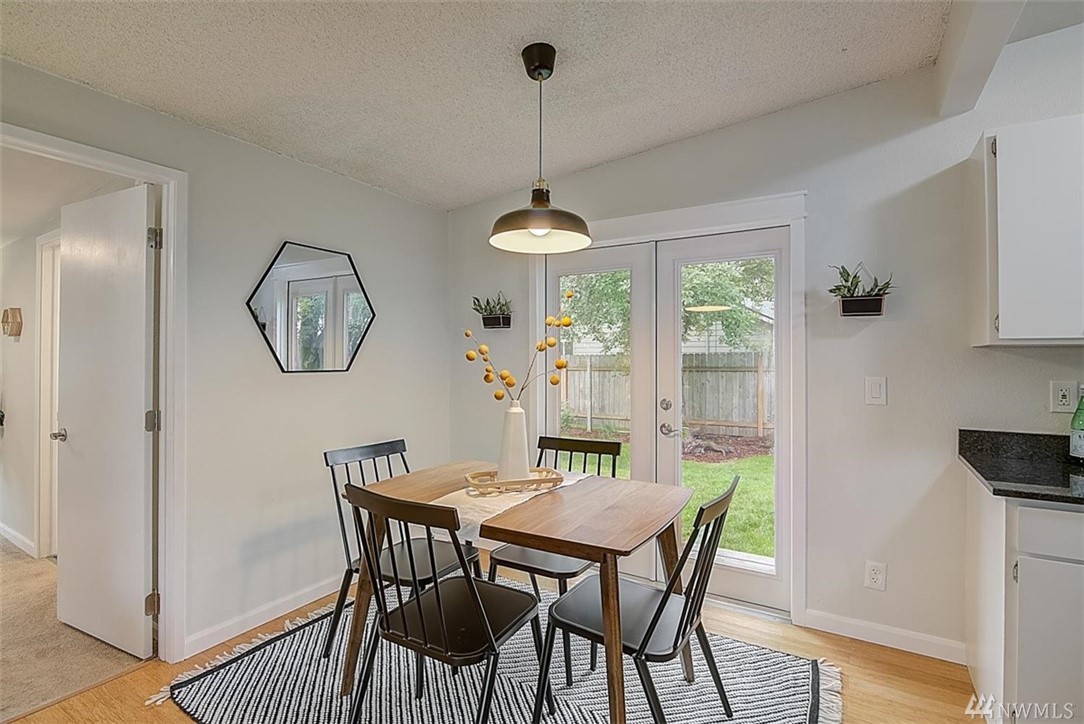 9824 28th Avenue Southwest Seattle, WA 98126 - Photo 14 of 36