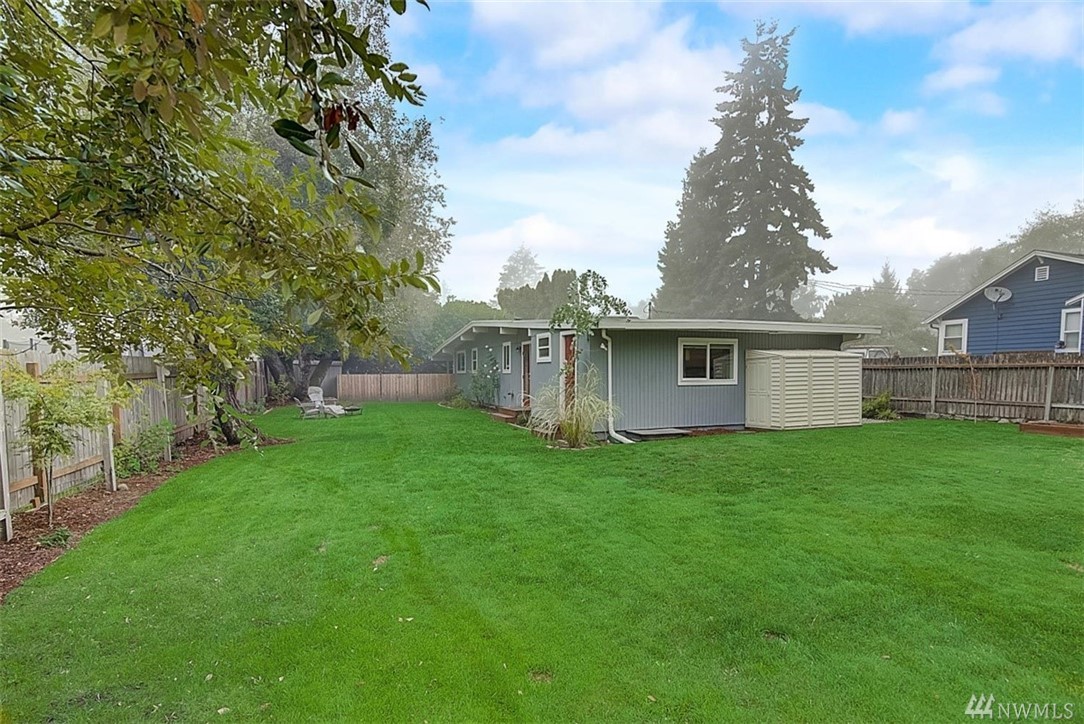 9824 28th Avenue Southwest Seattle, WA 98126 - Photo 30 of 36