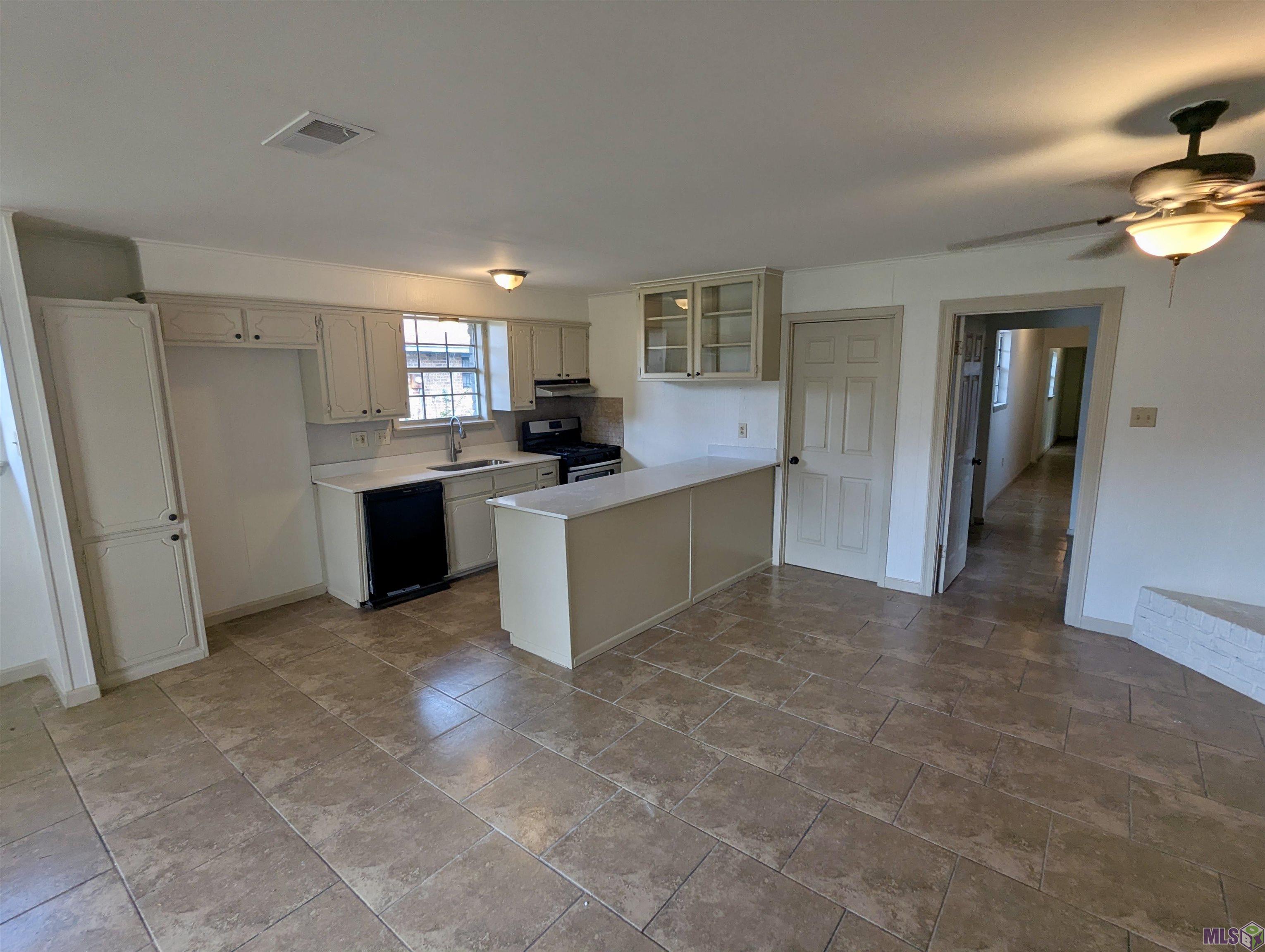 6744 Dalark Drive Baton Rouge, LA 70812 - Photo 4 of 16
