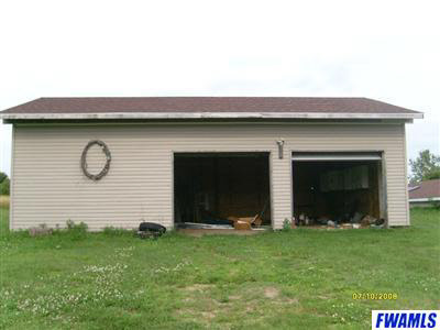 317 East Northport Road Rome City, IN 46784 - Photo 2 of 3