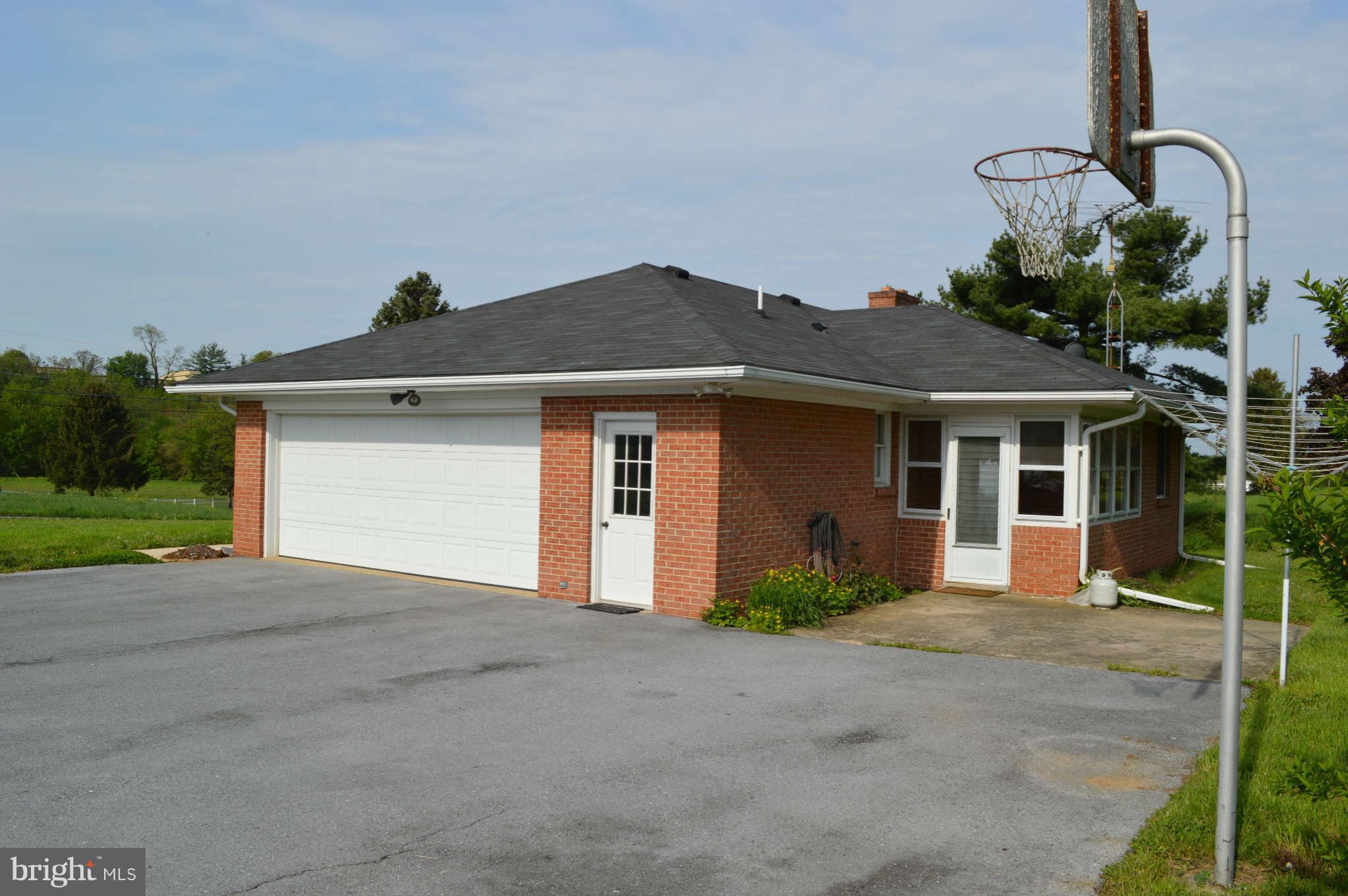 22840 Stevenson Road Smithsburg, MD 21783 - Photo 3 of 9 Exterior (General)