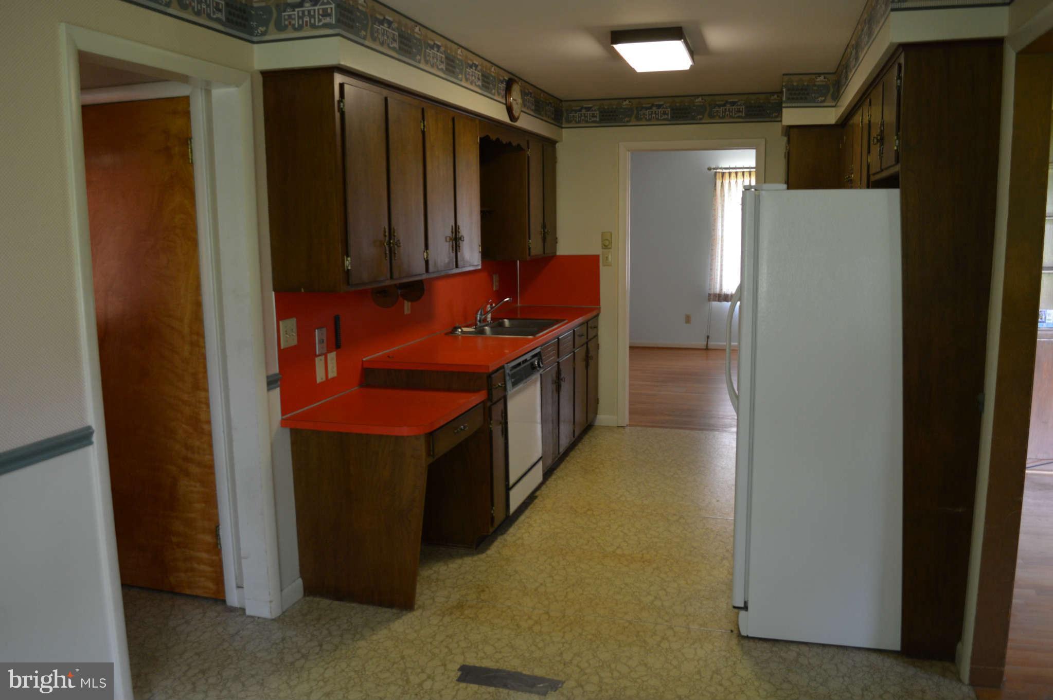 22840 Stevenson Road Smithsburg, MD 21783 - Photo 5 of 9 Kitchen