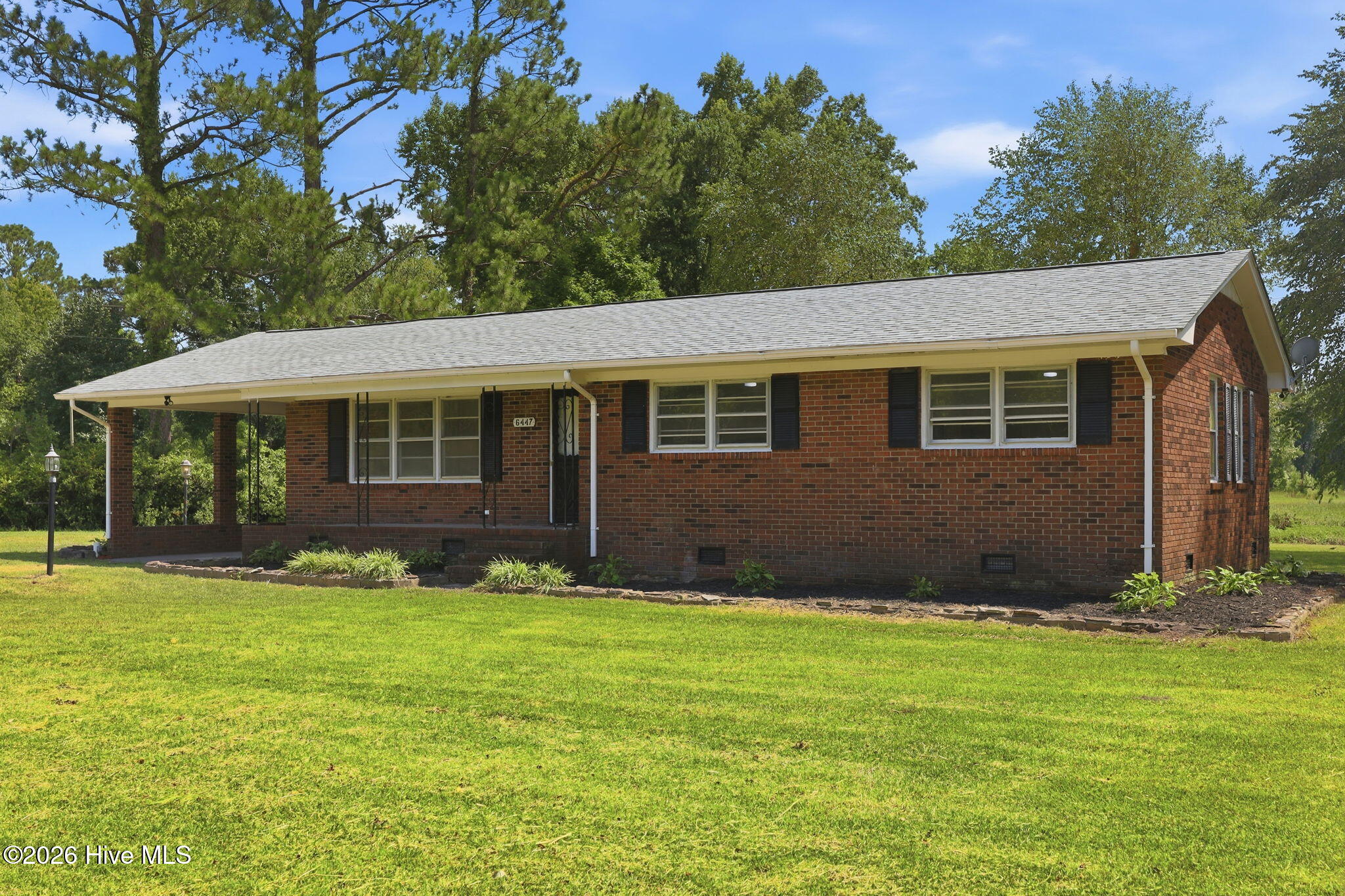 6447 Gum Branch Road Jacksonville, NC 28540 - Photo 4 of 38