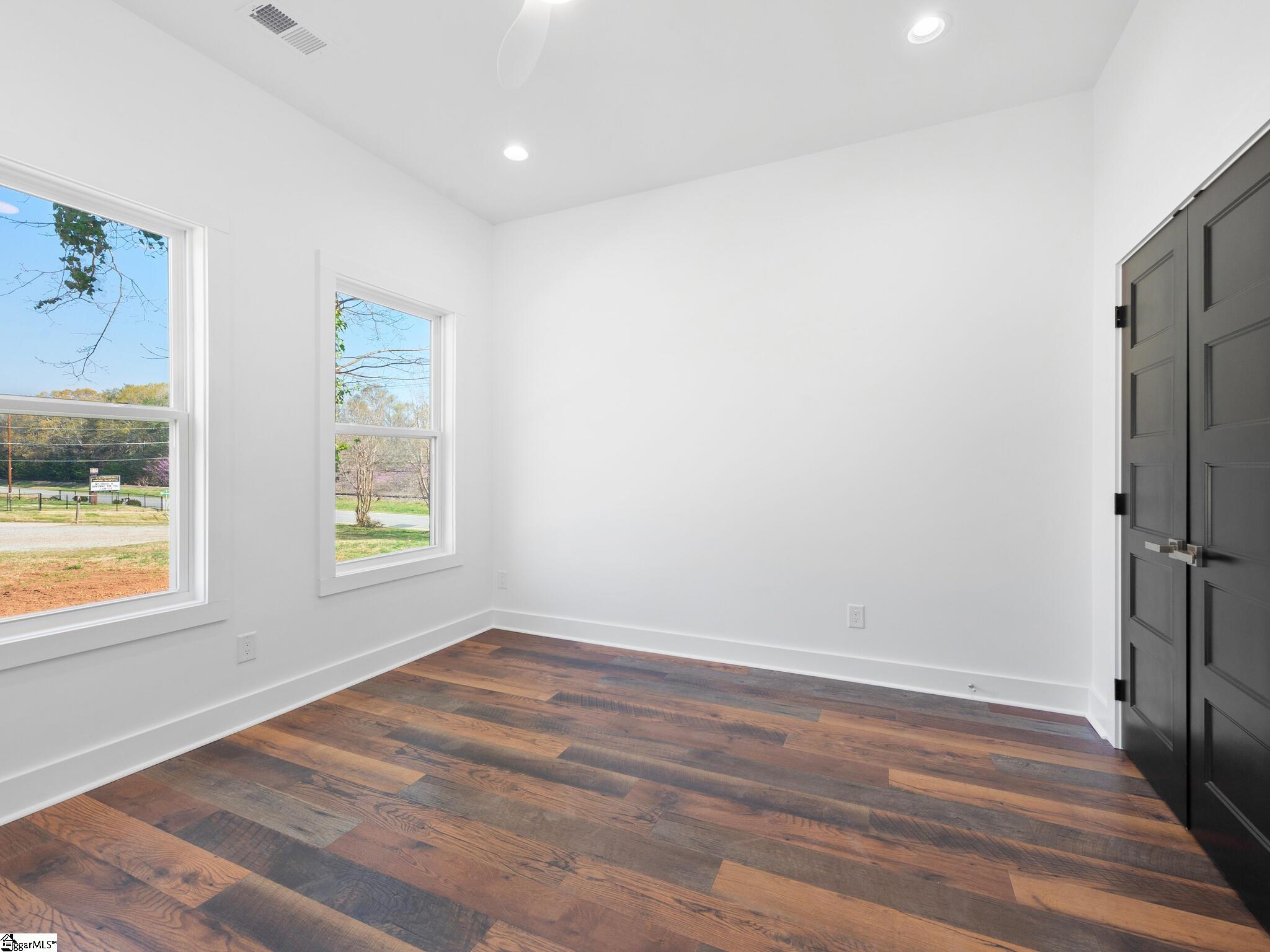 202 South Howard Avenue Landrum, SC 29356 - Photo 21 of 39