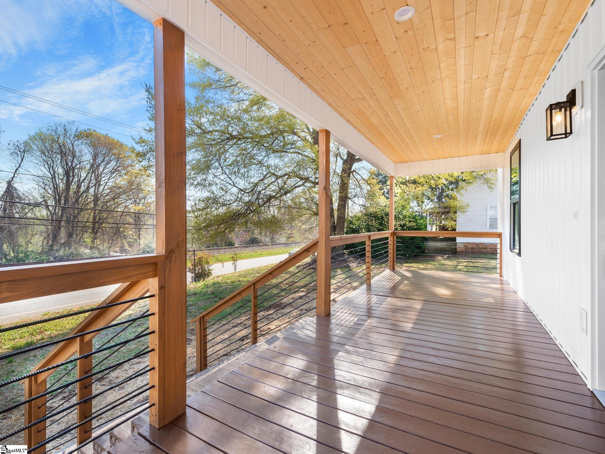 202 South Howard Avenue Landrum, SC 29356 - Photo 31 of 39