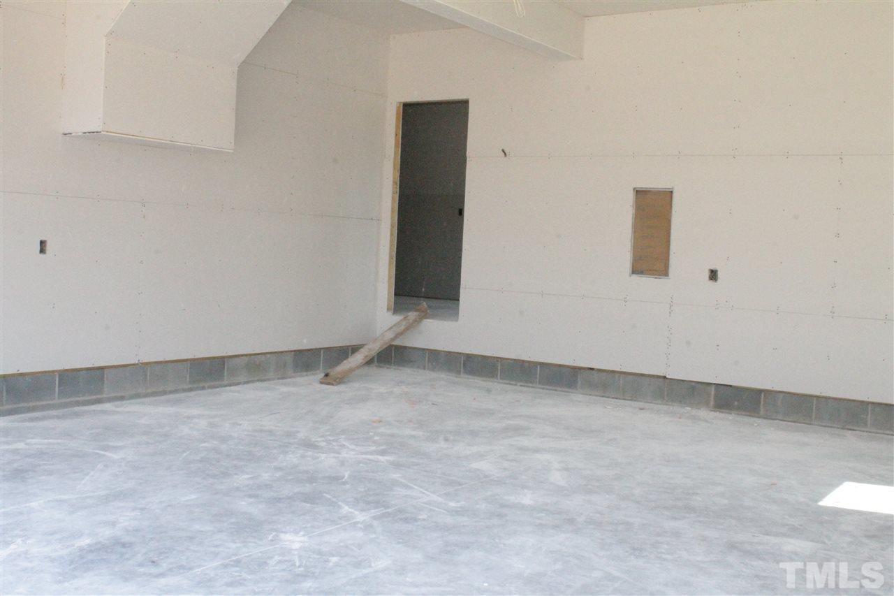 877 Hatcher Road Selma, NC 27576 - Photo 11 of 12 Gallery Image 11