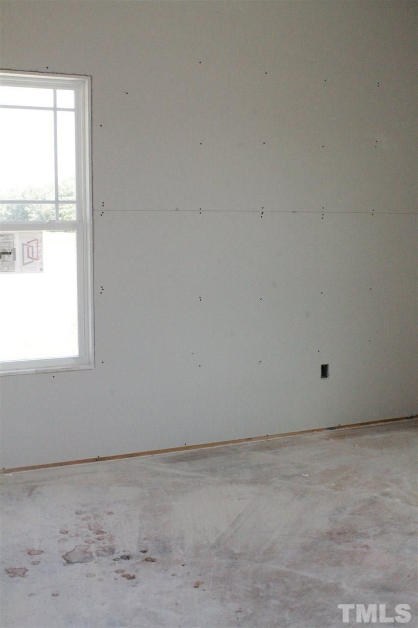 877 Hatcher Road Selma, NC 27576 - Photo 6 of 12 Gallery Image 6