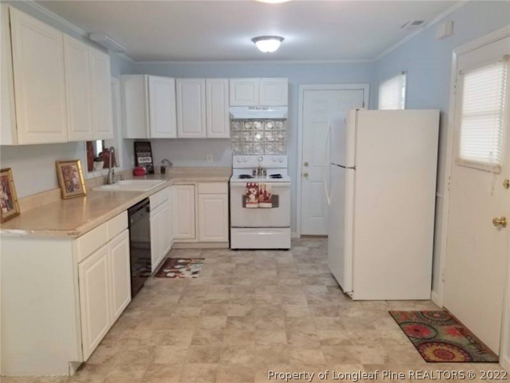 4506 Coventry Road Fayetteville, NC 28304 - Photo 2 of 25 Gallery Image 2