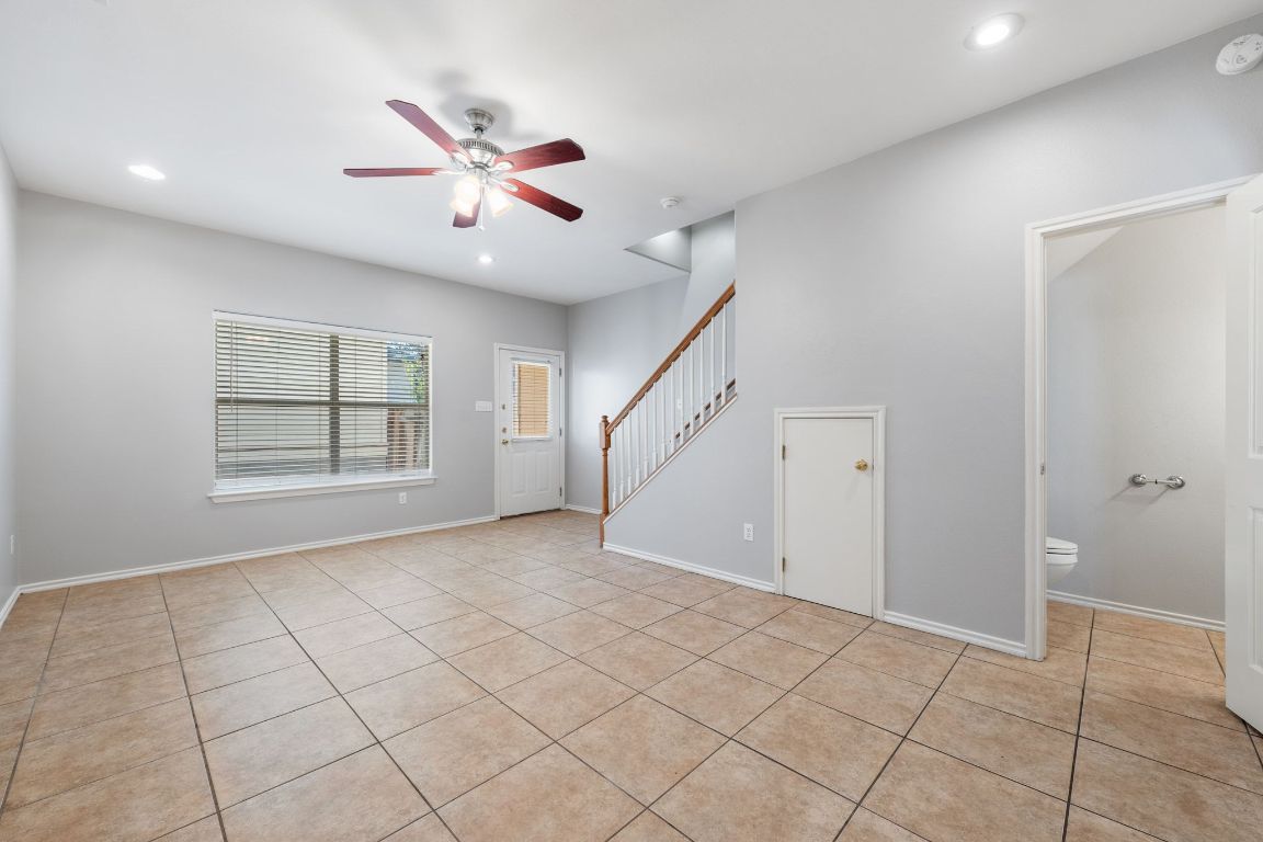 2906 Pearl Street, Unit C Austin, TX 78705 - Photo 4 of 28 a view of an empty room with a window