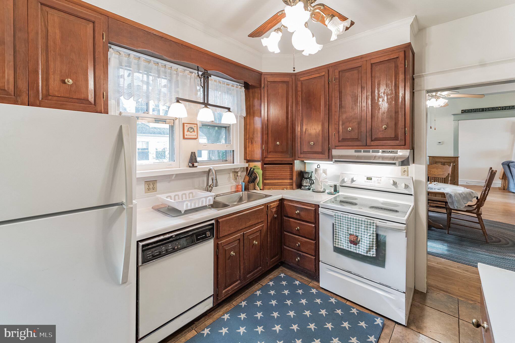 140 Academy Road Hatboro, PA 19040 - Photo 13 of 30 Gallery Image 13