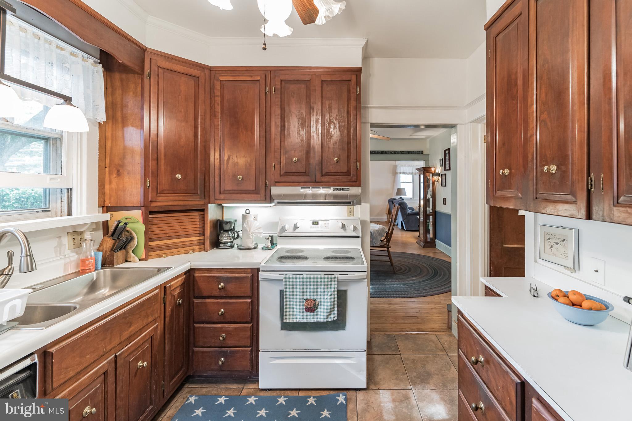 140 Academy Road Hatboro, PA 19040 - Photo 14 of 30 Gallery Image 14