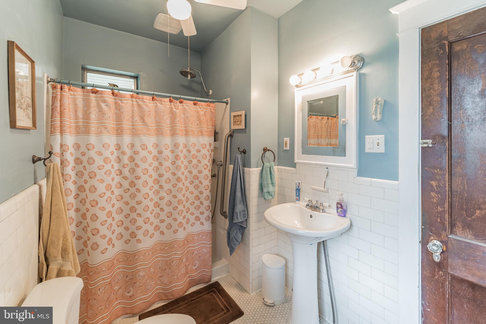 140 Academy Road Hatboro, PA 19040 - Photo 24 of 30 Gallery Image 24