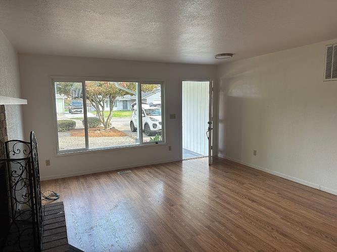 104 Terumi Lane Longview, WA 98632 - Photo 9 of 49