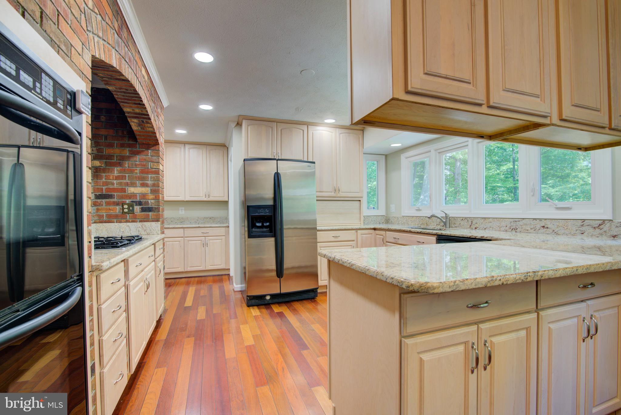 44 Carrollton Road Sterling, VA 20165 - Photo 17 of 75