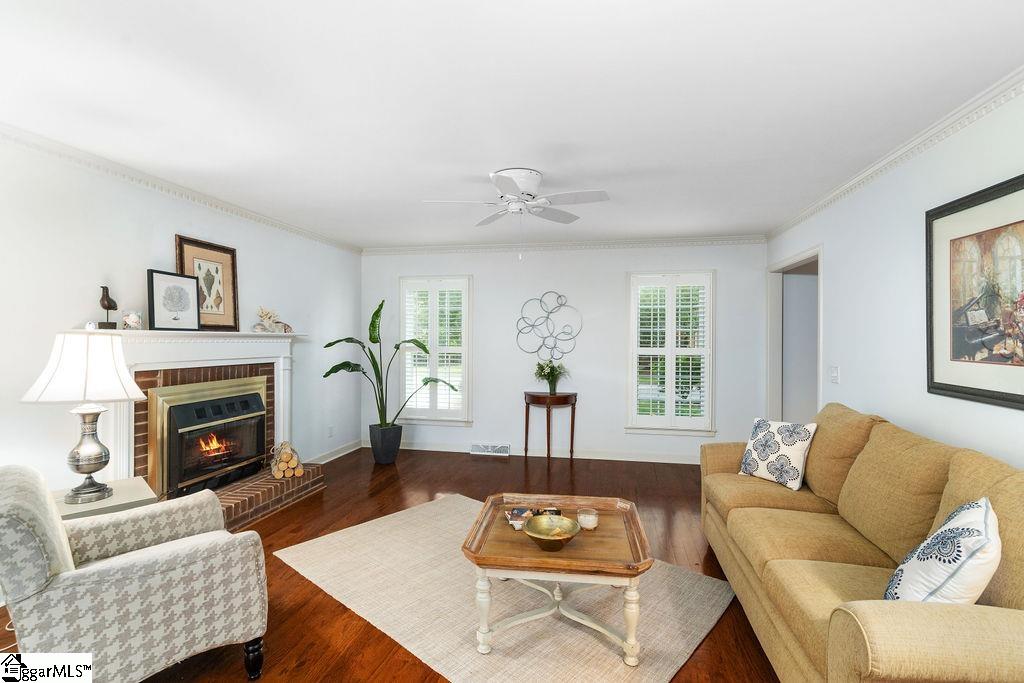 101 Devenger Pointe Greer, SC 29650 - Photo 5 of 36 Gallery Image 5