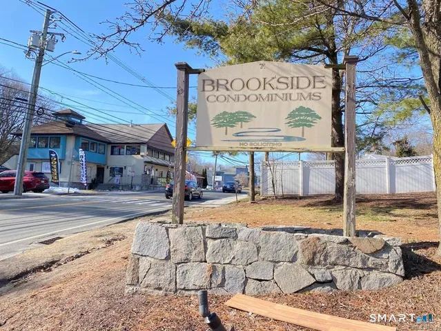 $1,700 | 7 Padanaram Road, Unit J243, Danbury, CT 06811