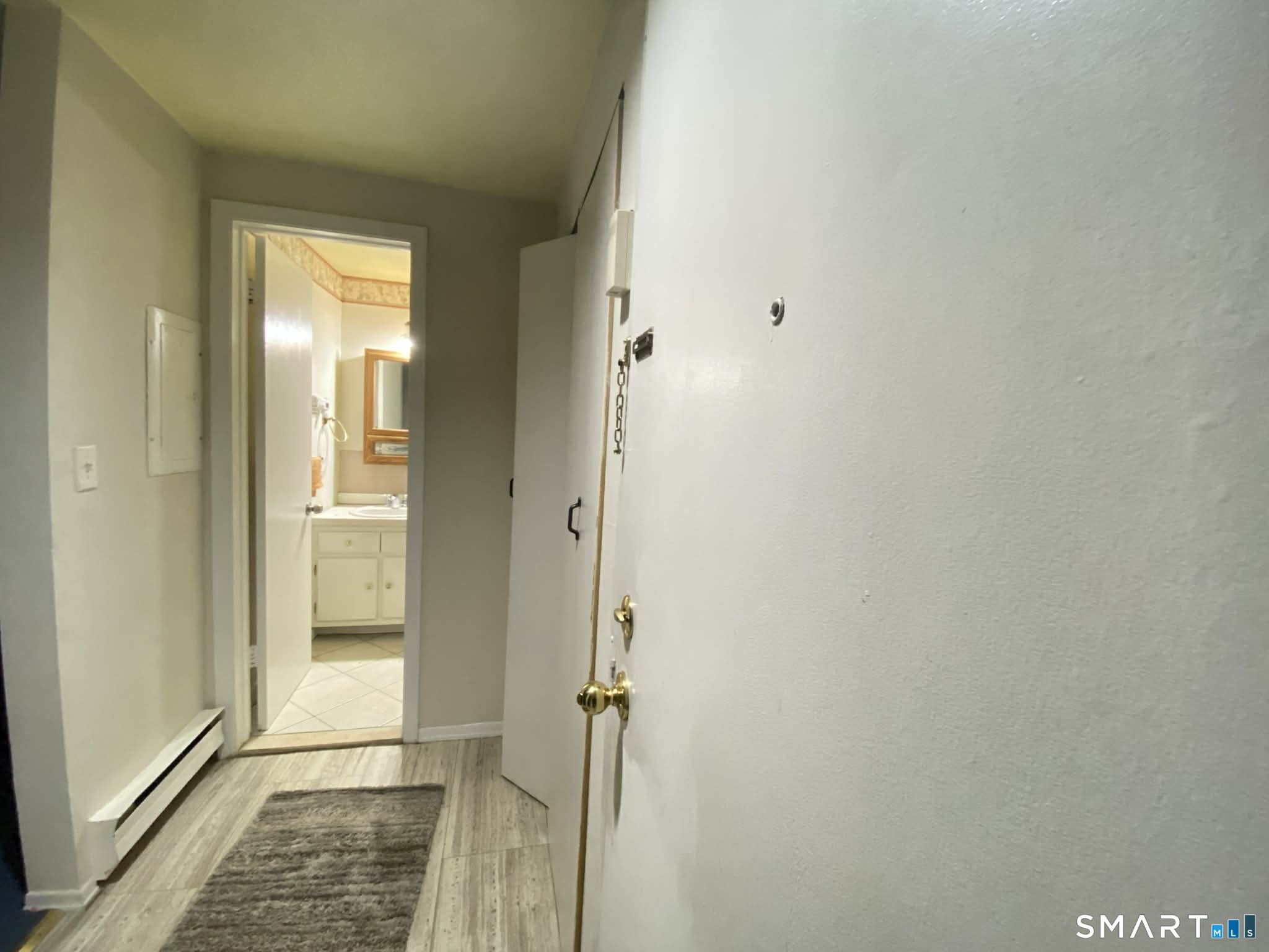 7 Padanaram Road, Unit J243 Danbury, CT 06811 - Photo 6 of 10