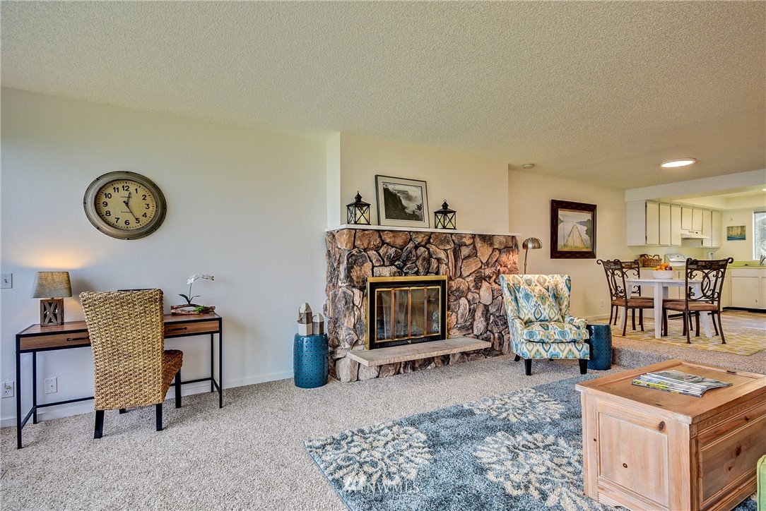 1909 West Beach Road Oak Harbor, WA 98277 - Photo 11 of 25 Gallery Image 11