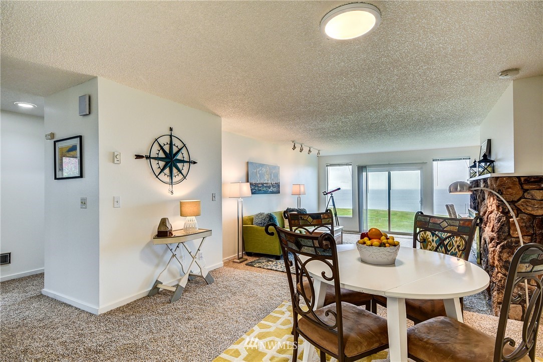 1909 West Beach Road Oak Harbor, WA 98277 - Photo 13 of 25 Gallery Image 13