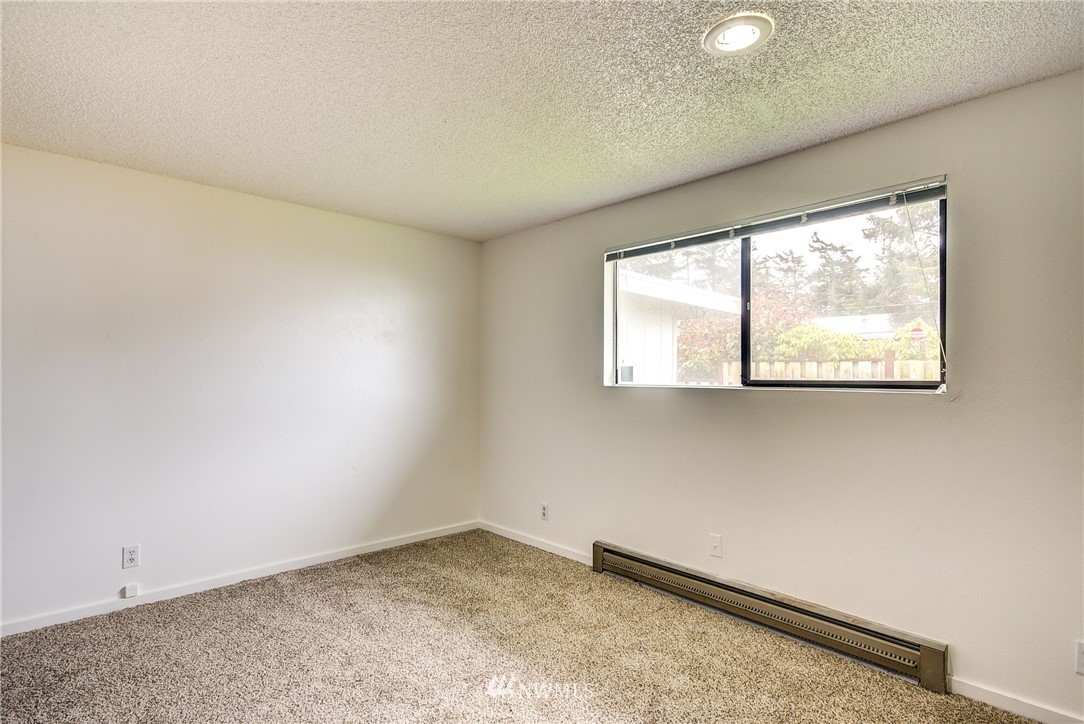 1909 West Beach Road Oak Harbor, WA 98277 - Photo 21 of 25 Gallery Image 21