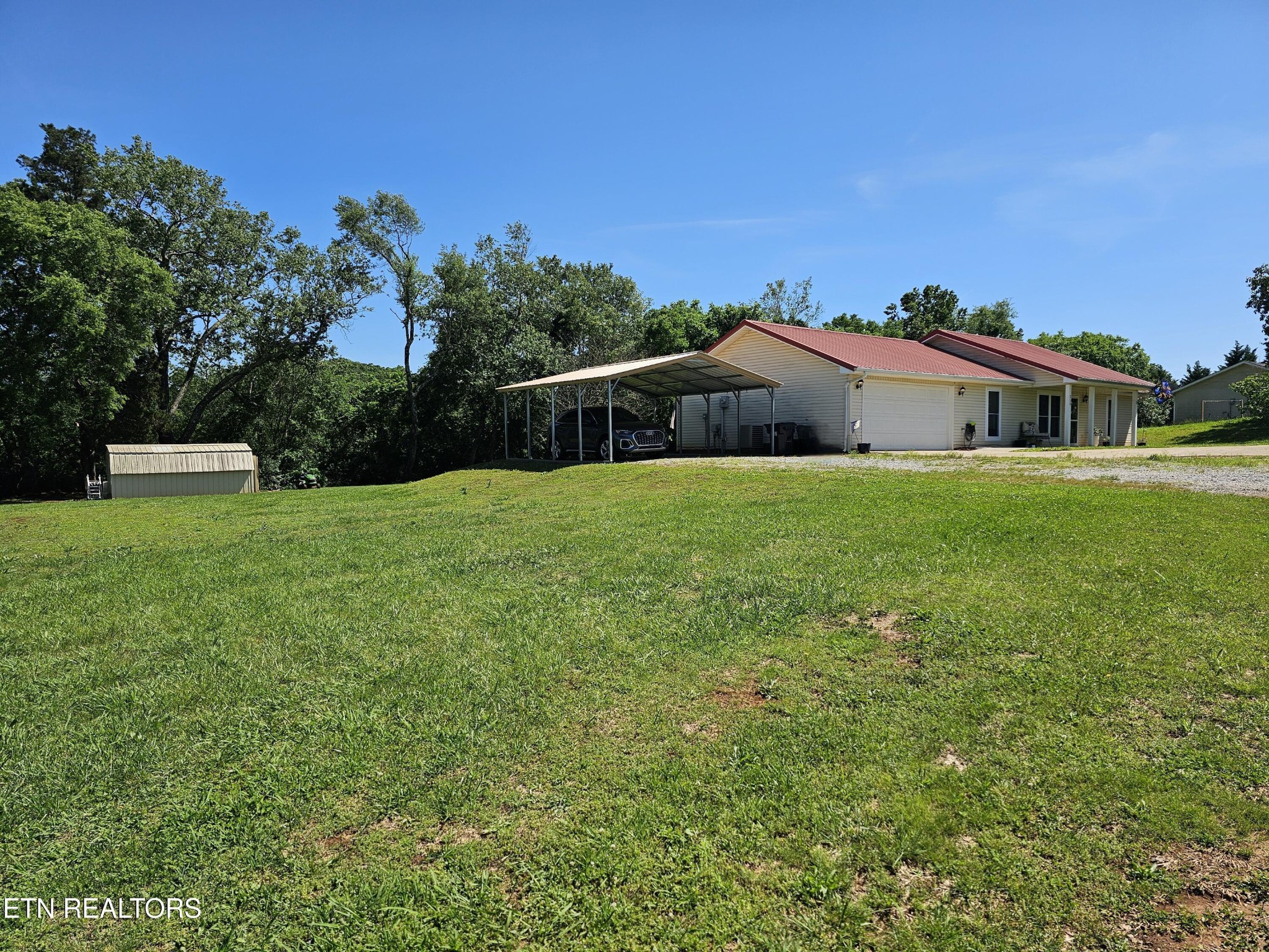 359 Thompson Bridge Road Maryville, TN 37801 - Photo 3 of 31 Gallery Image 3