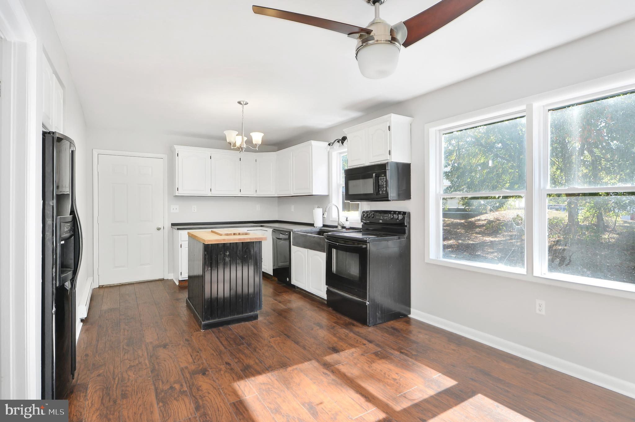 492 Bailiff Road North East, MD 21901 - Photo 6 of 15 Kichen