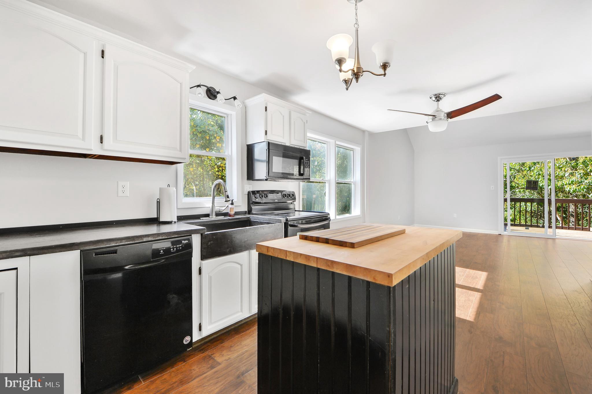 492 Bailiff Road North East, MD 21901 - Photo 7 of 15 Kitchen