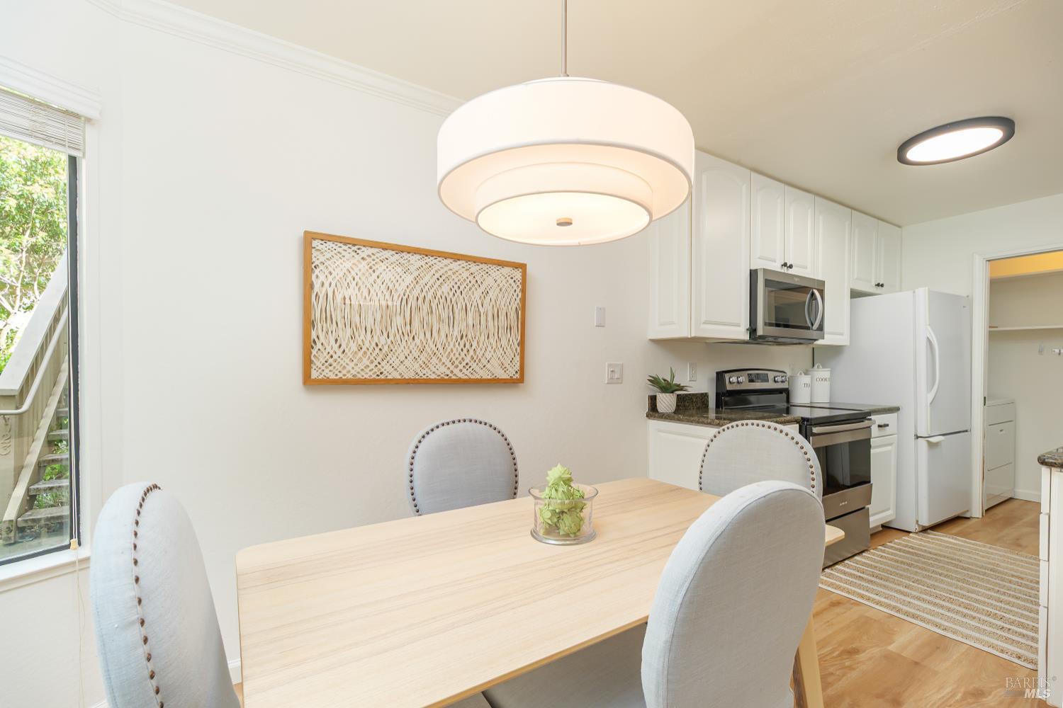 121 Cheda Lane Novato, CA 94947 - Photo 8 of 17