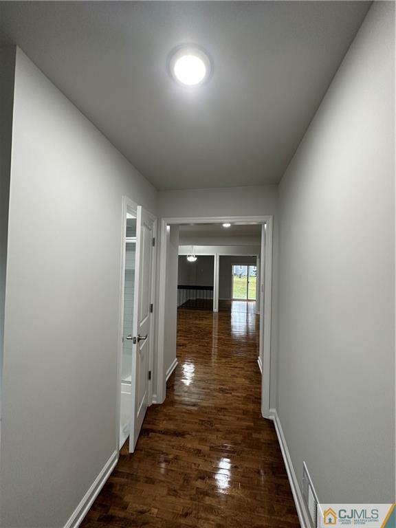 3804 Hana Road Edison, NJ 08817 - Photo 3 of 34