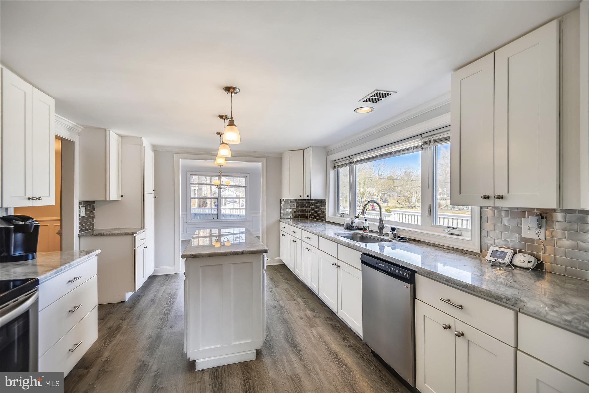 511 Westminister Road Edgewater, MD 21037 - Photo 7 of 30 Stainless appliances