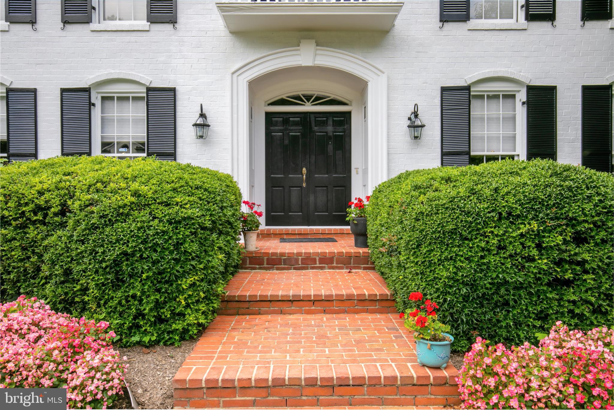 7016 Heatherhill Road Bethesda, MD 20817 - Photo 2 of 79 Gallery Image 2