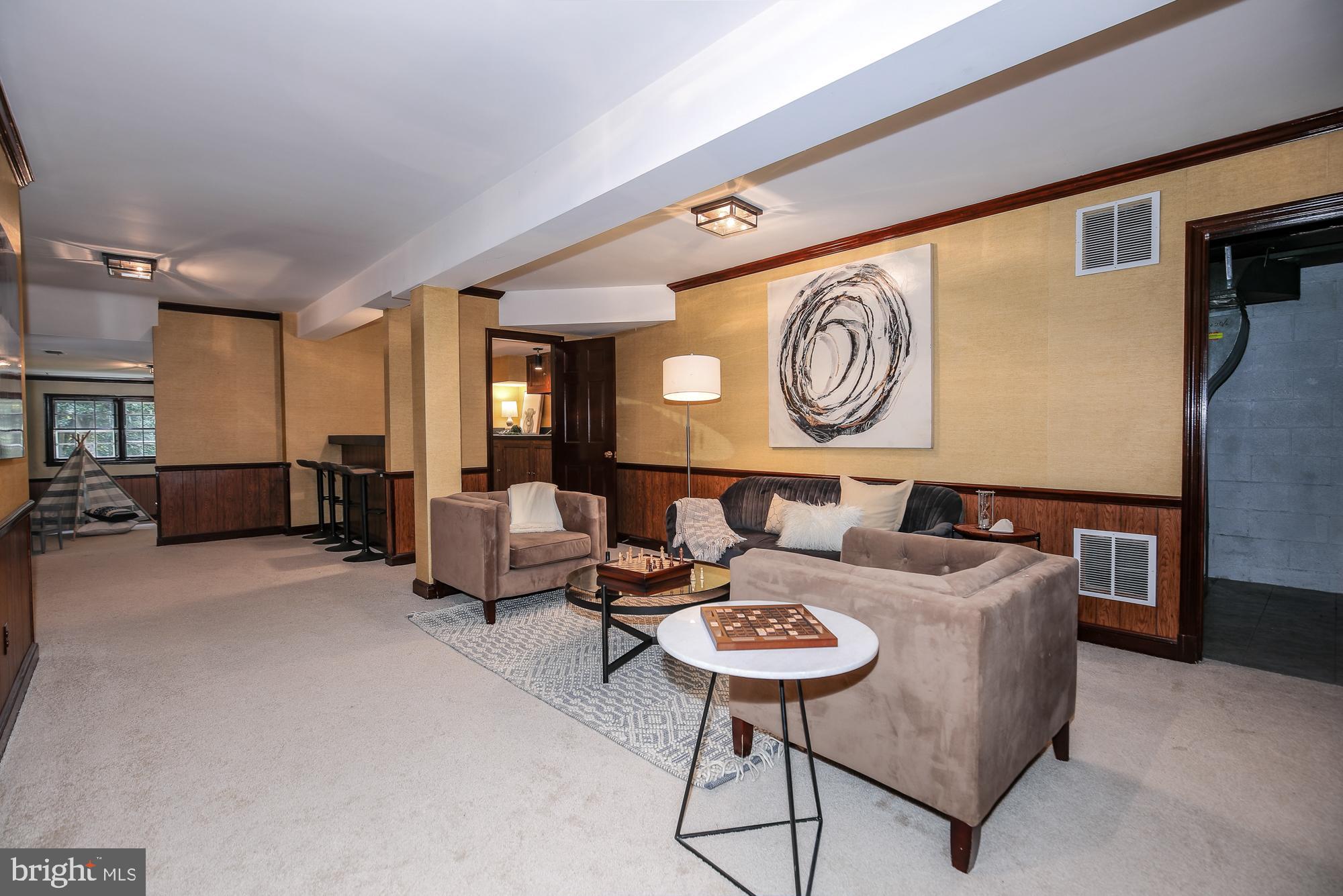 7016 Heatherhill Road Bethesda, MD 20817 - Photo 43 of 79 Gallery Image 43