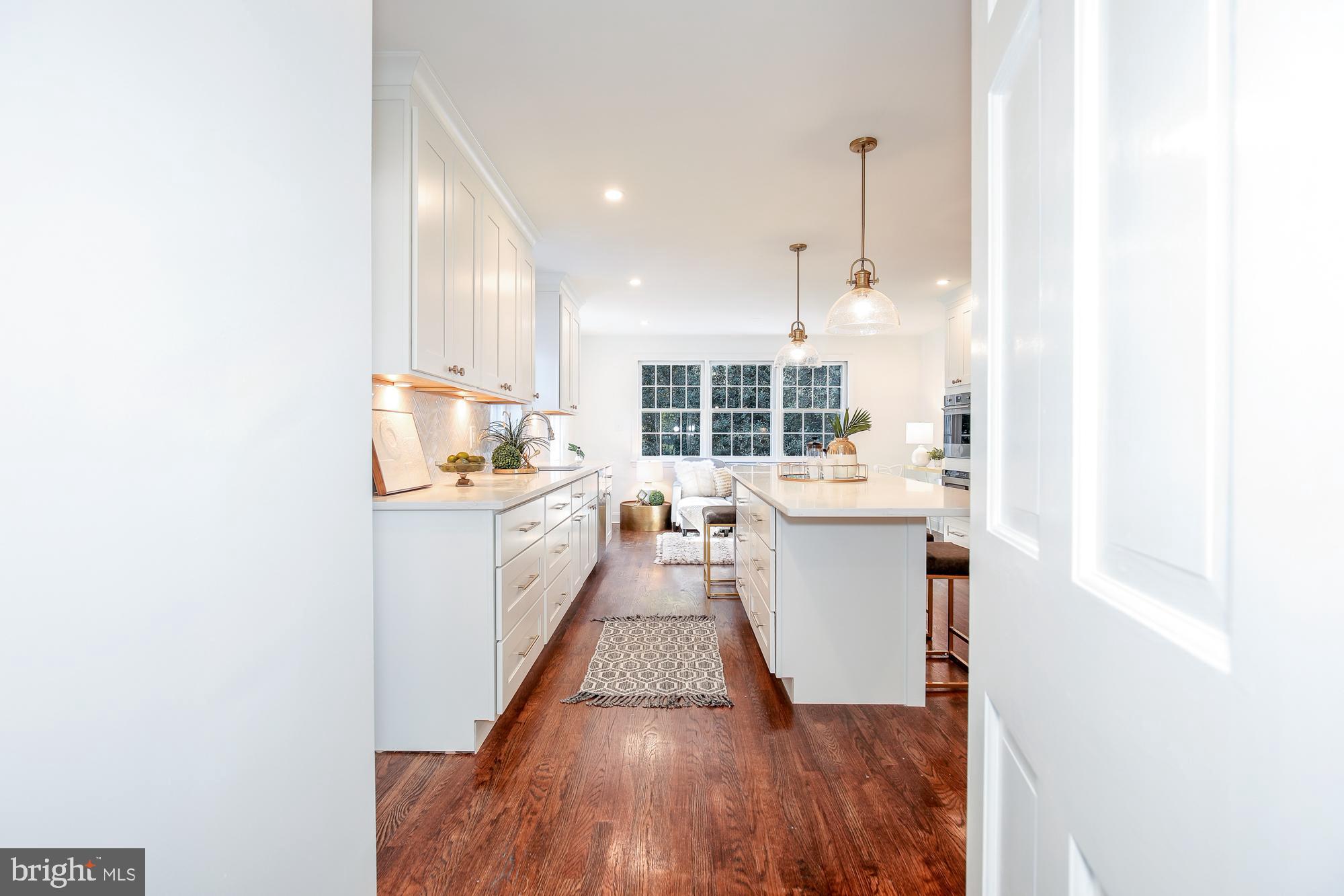 7016 Heatherhill Road Bethesda, MD 20817 - Photo 9 of 79 Gallery Image 9