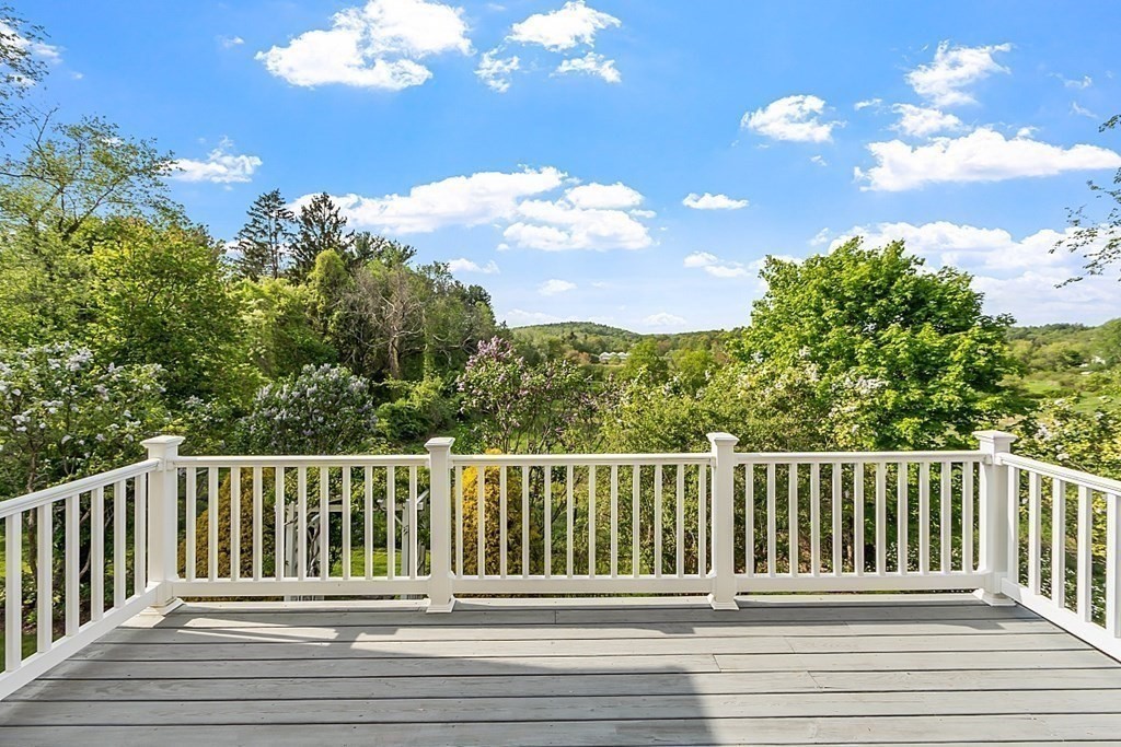 23 Nashoba Road Littleton, MA 01460 - Photo 8 of 39 Gallery Image 8