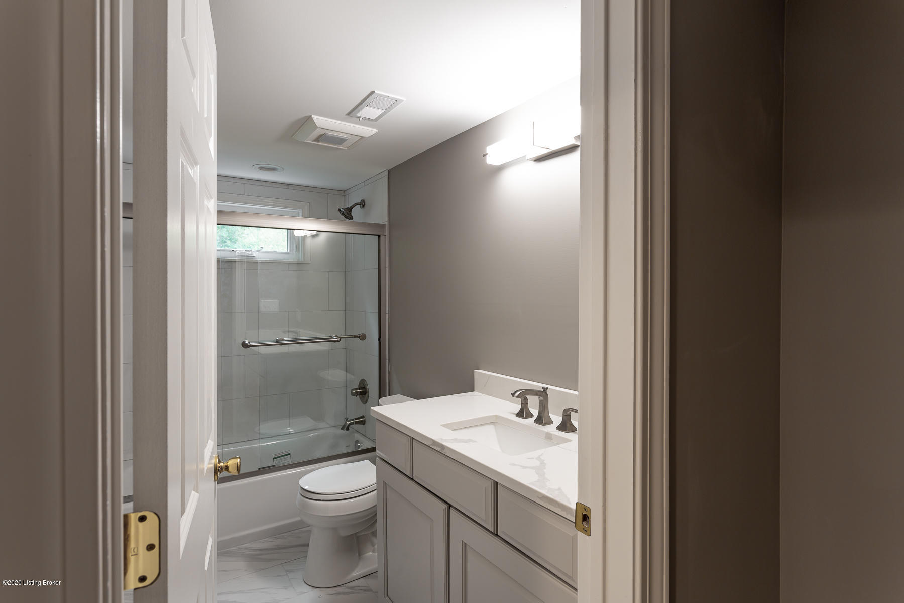 527 Ridgewood Road Louisville, KY 40207 - Photo 42 of 46 043527 Ridgewood Rd - INTERNET