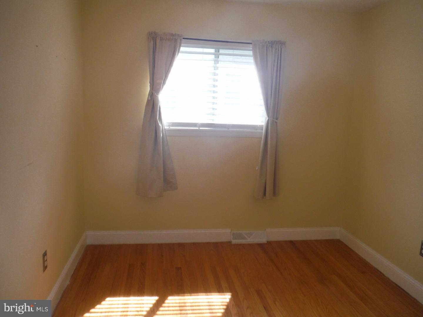 414 Edge Hill Road Glenside, PA 19038 - Photo 9 of 23 Bedroom 3
