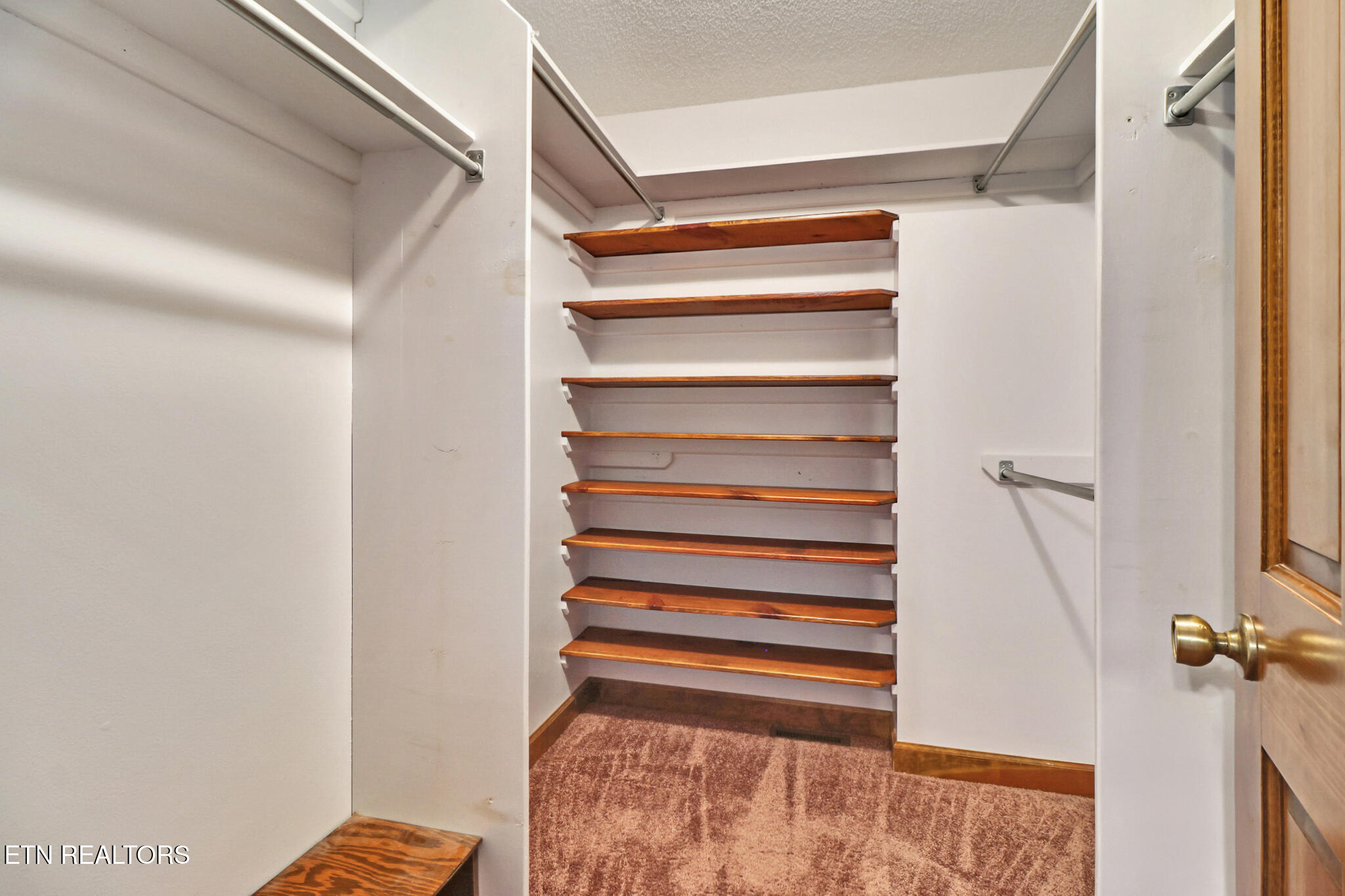 170 Baltusrol Road Fairfield Glade, TN 38558 - Photo 17 of 31 36-MasterBRCloset