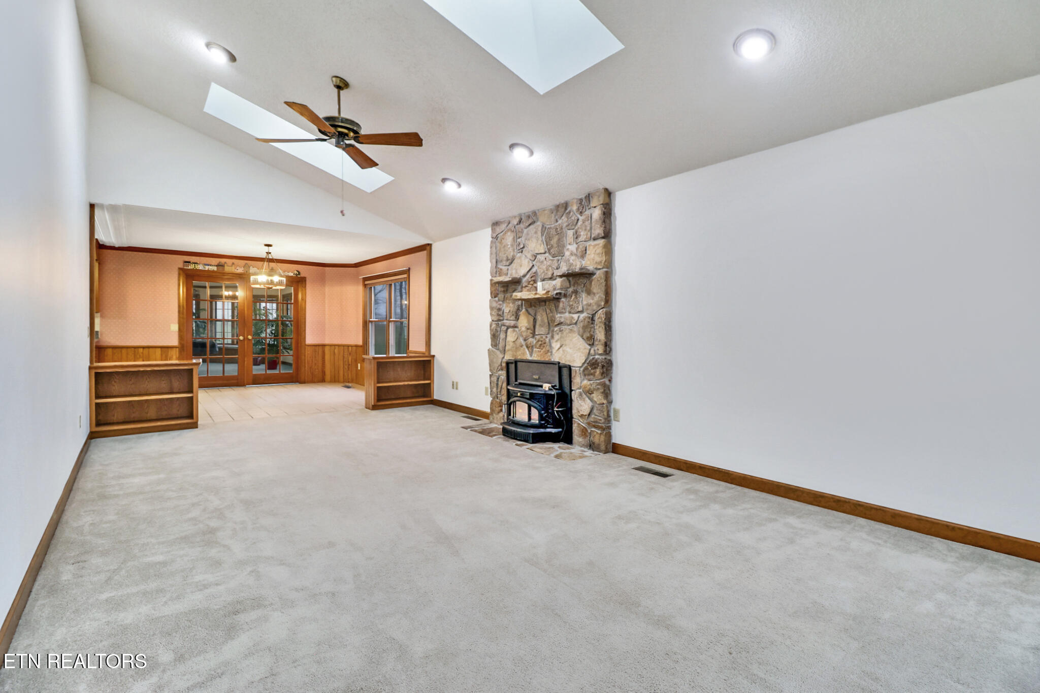 170 Baltusrol Road Fairfield Glade, TN 38558 - Photo 5 of 31 1-living room area-1
