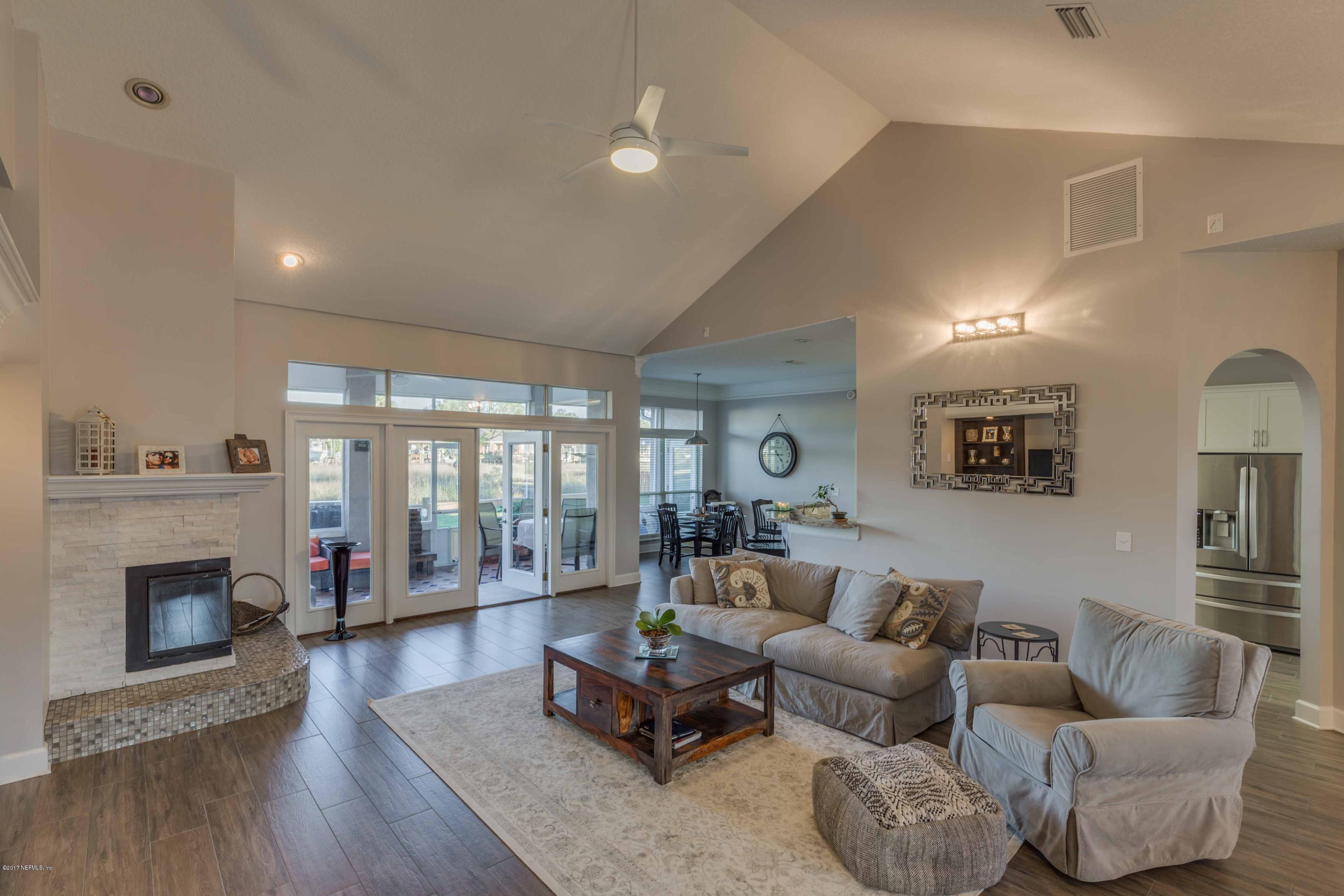 4429 Port Arthur Road Jacksonville, FL 32224 - Photo 18 of 39 Family Room