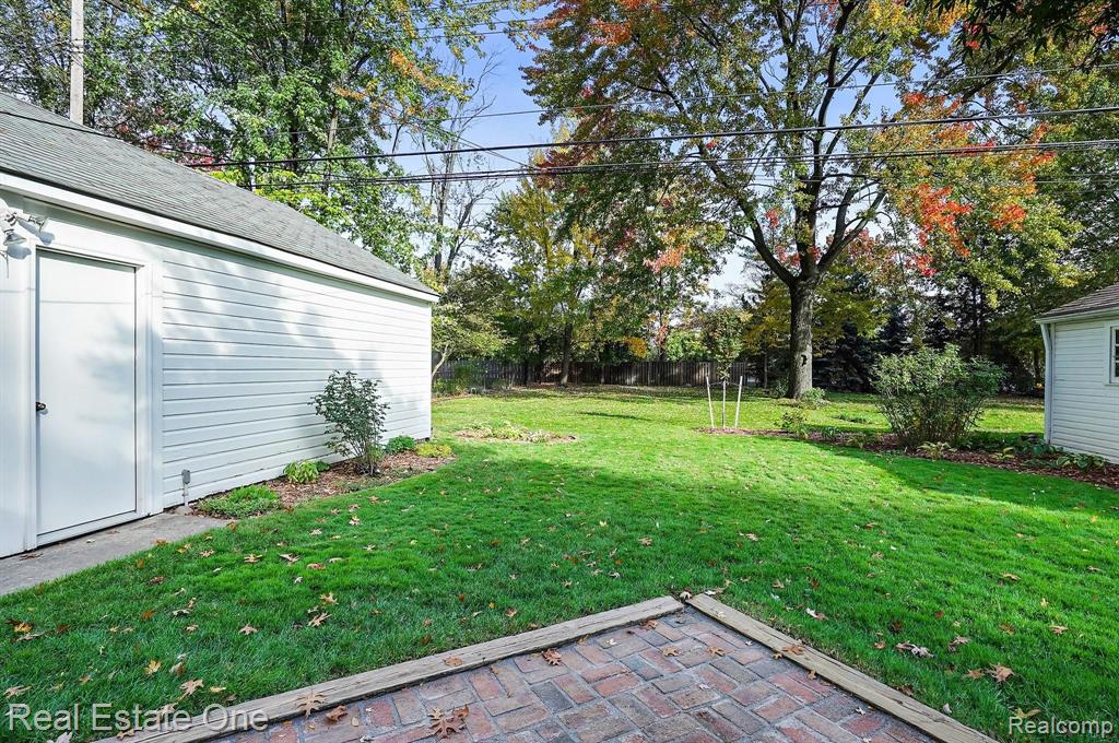 3908 Kenmore Road Berkley, MI 48072 - Photo 27 of 27