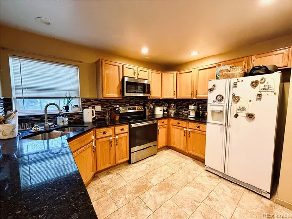 $2,500 | 9407 Crossland Way, Highlands Ranch, CO 80130