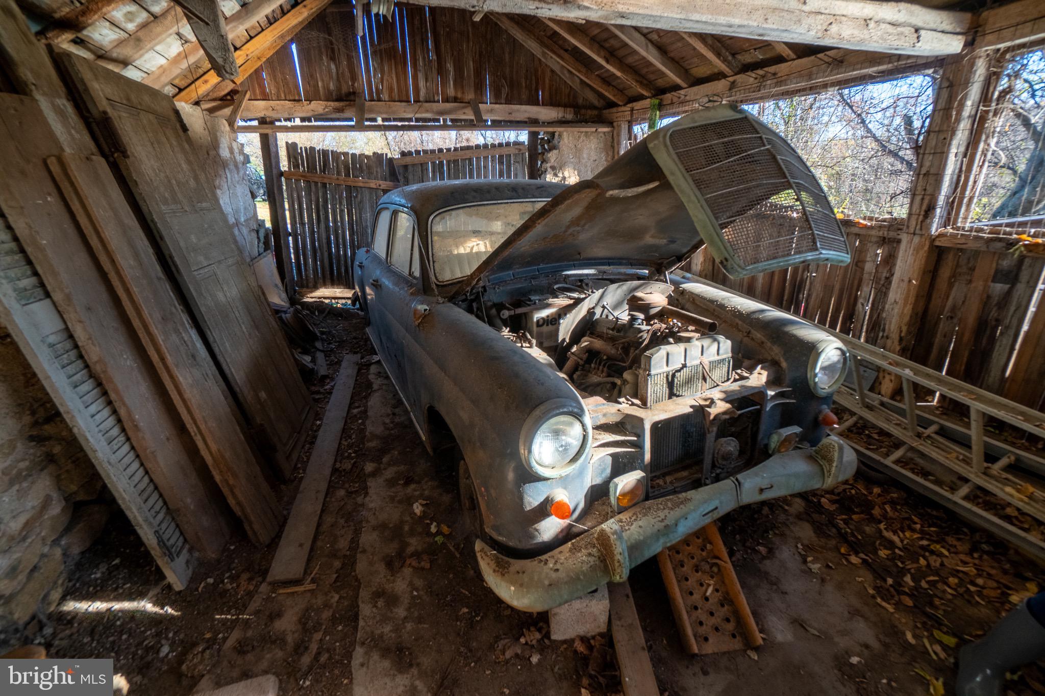 332 Reading Furnace Road Elverson, PA 19520 - Photo 23 of 51 2-car garage