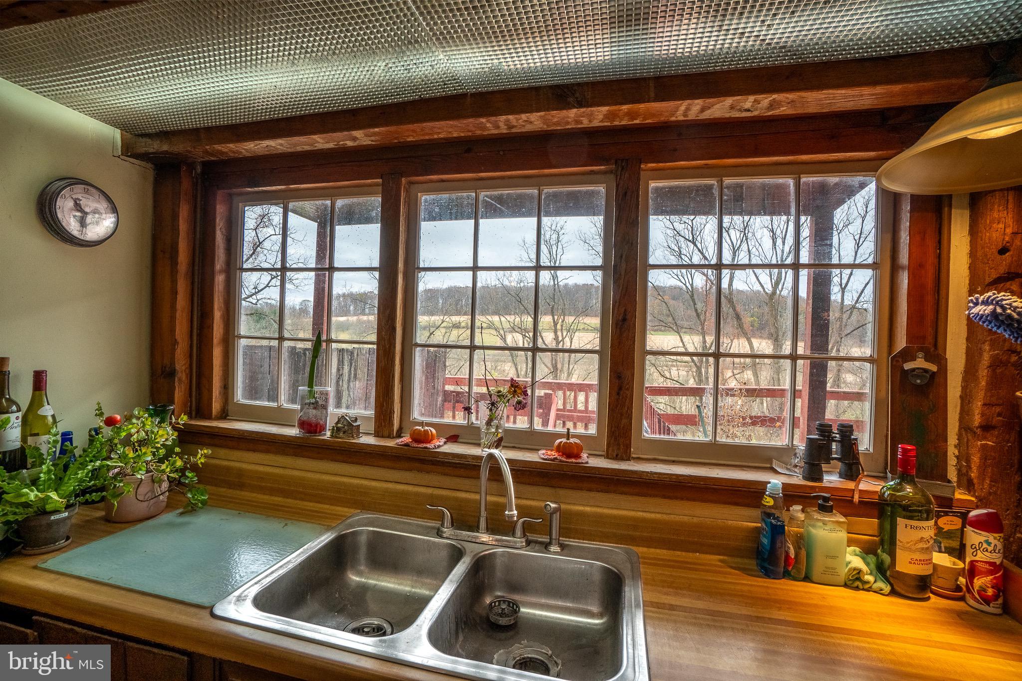 332 Reading Furnace Road Elverson, PA 19520 - Photo 31 of 51 West Kitchen