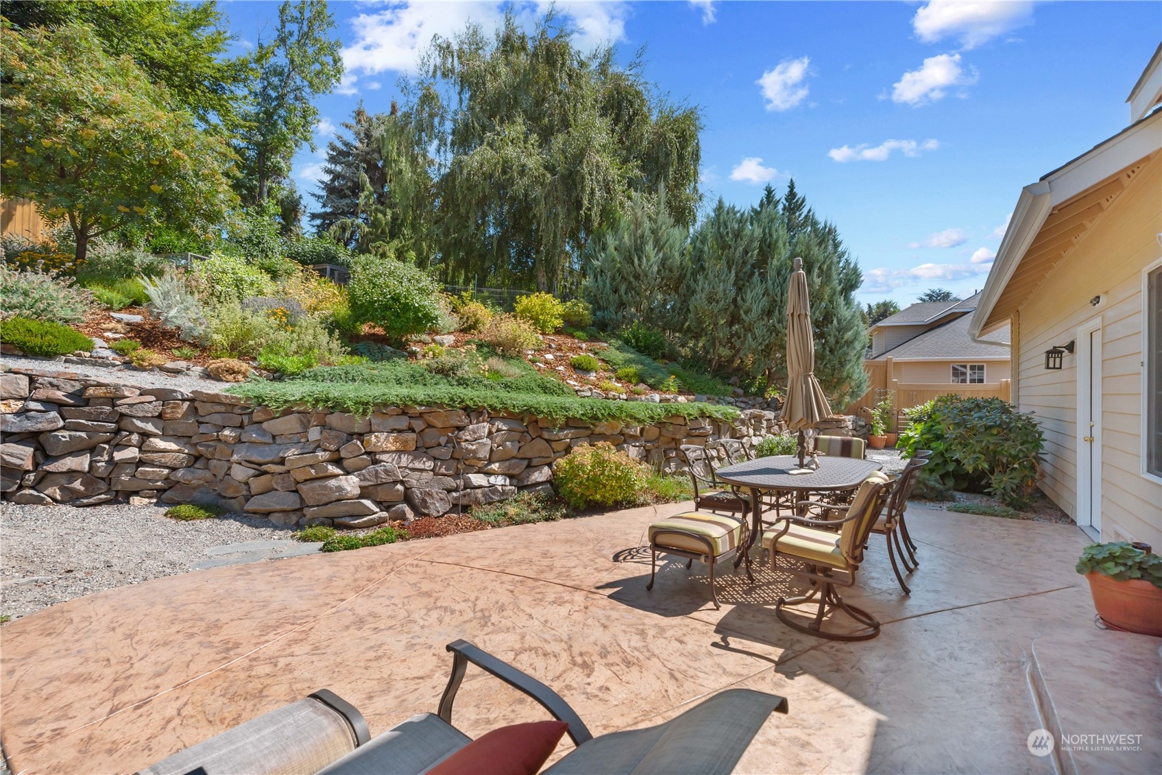 3635 Burchvale Road Wenatchee, WA 98801 - Photo 8 of 39 Gallery Image 8