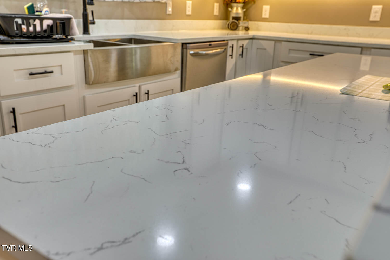 188 Meadow View Road Rogersville, TN 37857 - Photo 13 of 61 188 Meadowview MLSb (11 of 35)