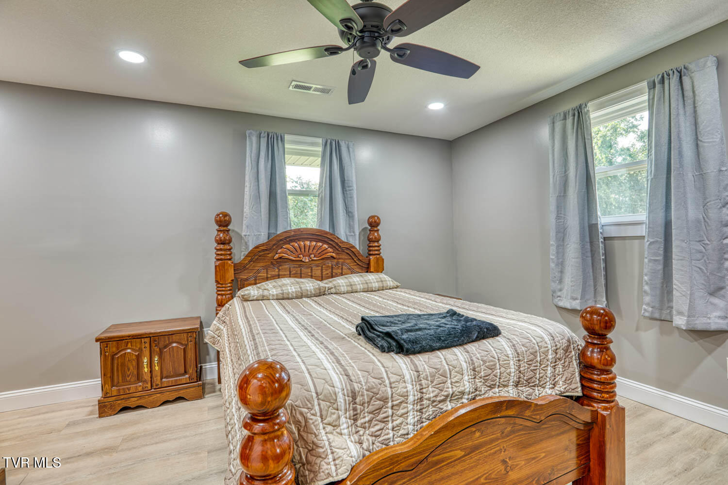 188 Meadow View Road Rogersville, TN 37857 - Photo 18 of 61 188 Meadowview MLSb (16 of 35)