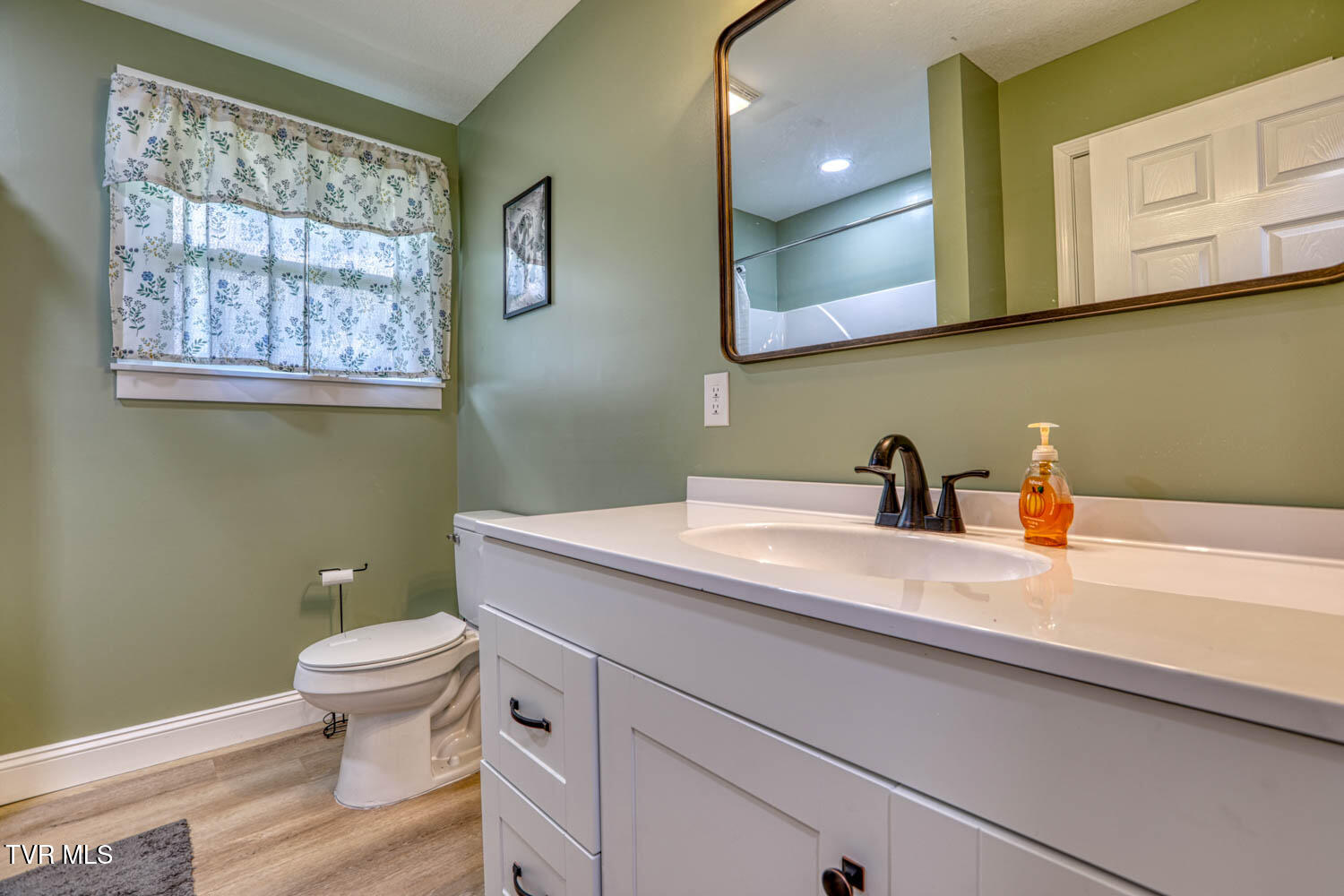 188 Meadow View Road Rogersville, TN 37857 - Photo 26 of 61 188 Meadowview MLSb (24 of 35)